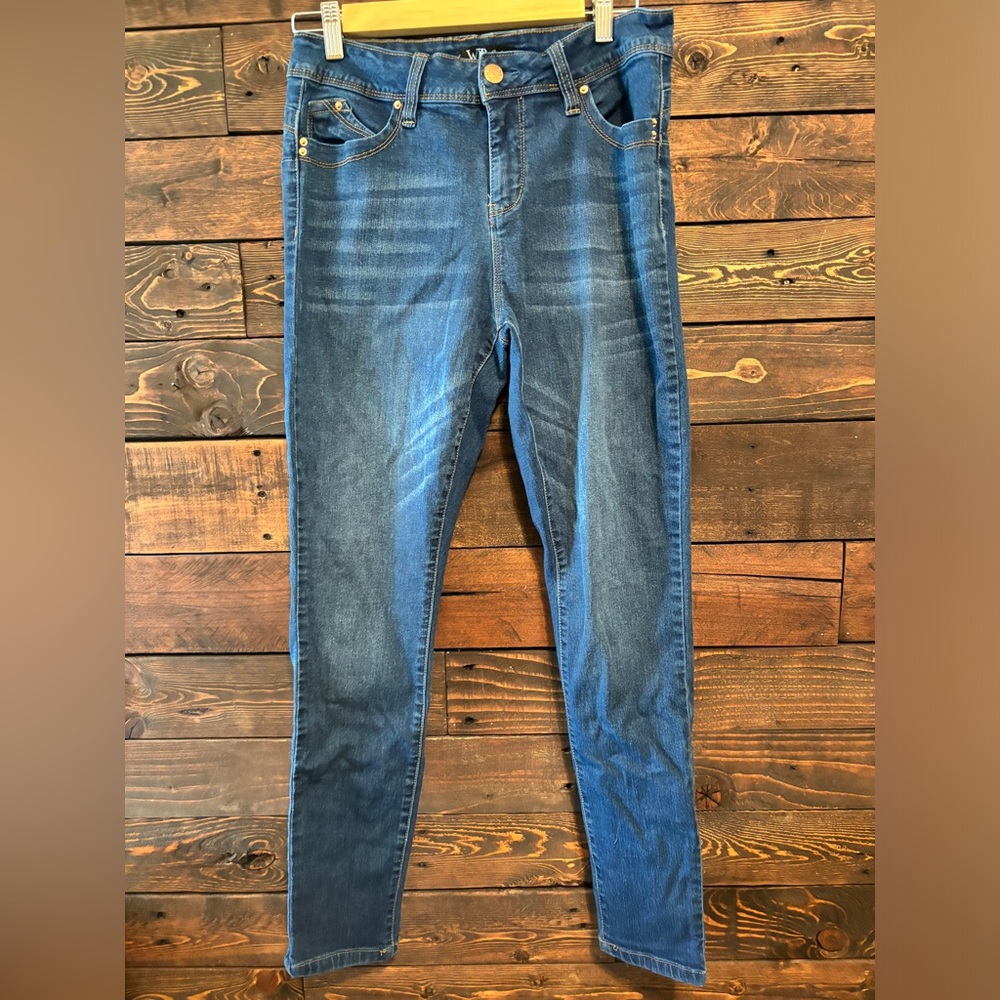 WBB Royalty jeans